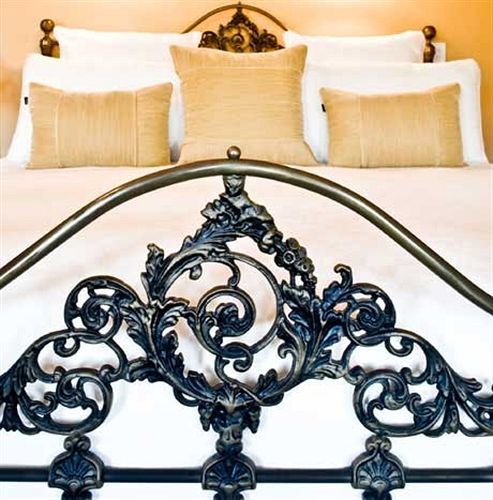 Mchardy Lodge Нейпир Экстерьер фото
